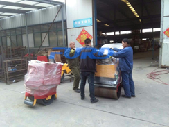 福瑞得機(jī)械座駕壓路機(jī)，手扶壓路機(jī)包裝發(fā)貨