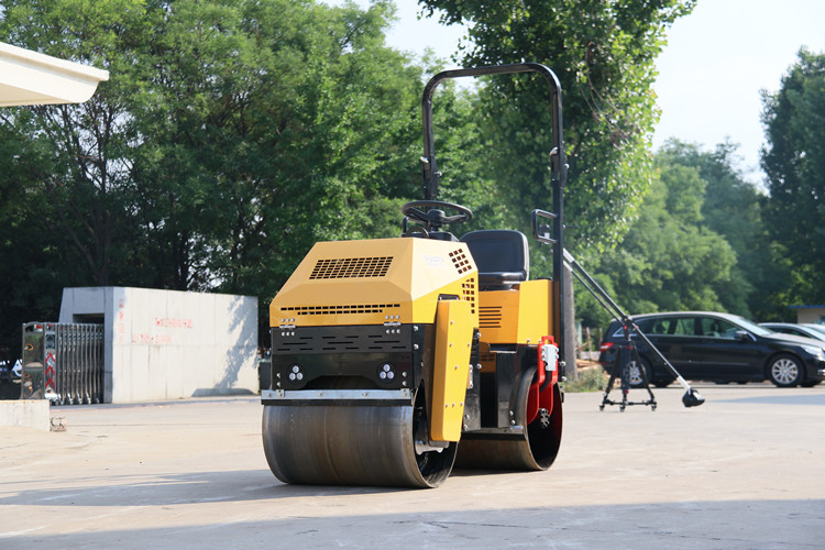 “明星款”小型壓路機(jī)，讓大家的選擇不再“迷路”！